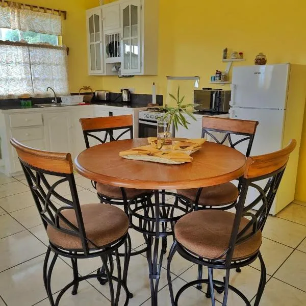 Isla Vista Apartment Canouan，位于Canouan的酒店