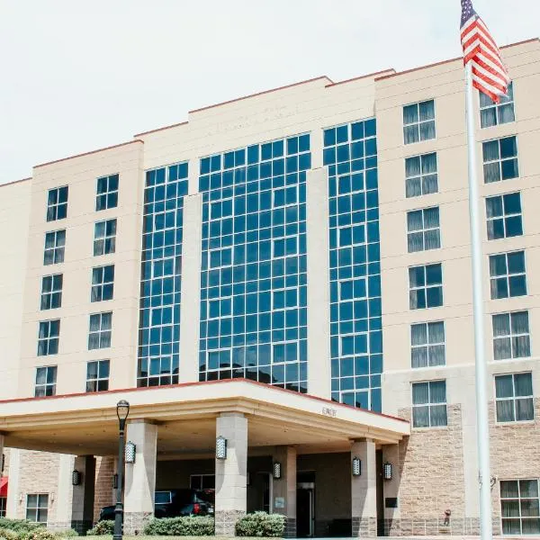 Hotel Topeka at City Center, hotel in Topeka