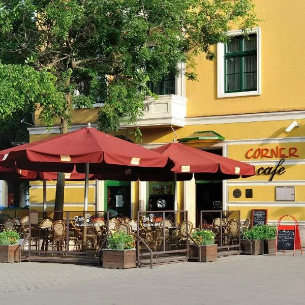 Corner Hotel & Kávéház, hotel v destinaci Dunaújváros