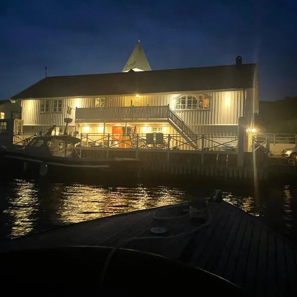 Skärhamns Paradise - Private sauna, viešbutis mieste Šerhamnas
