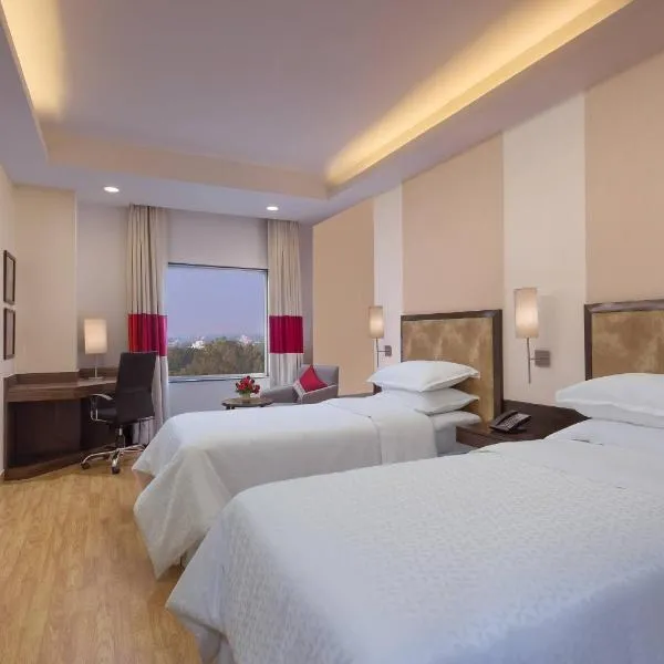 Four Points by Sheraton Vadodara, hotel in Vadodara