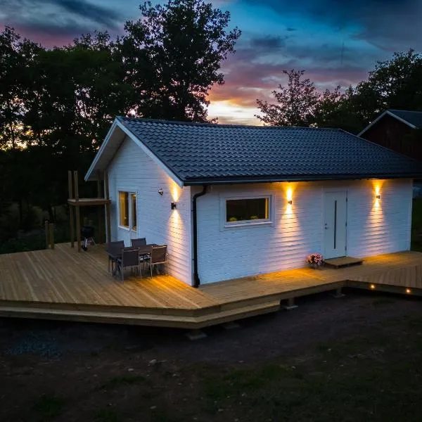 Wild Lodge, hotel in Nol