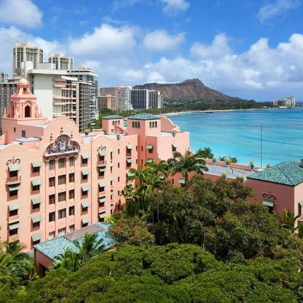 The Royal Hawaiian, A Luxury Collection Resort, Waikiki, hotel v Honolulu
