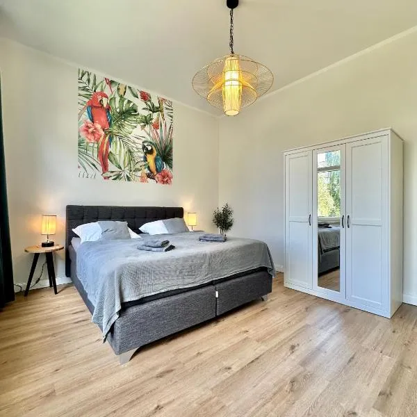 Exklusives City-Apartment im Herzen Oldenburgs mit Balkon und Parkplatz A36, hotel v destinaci Oldenburg