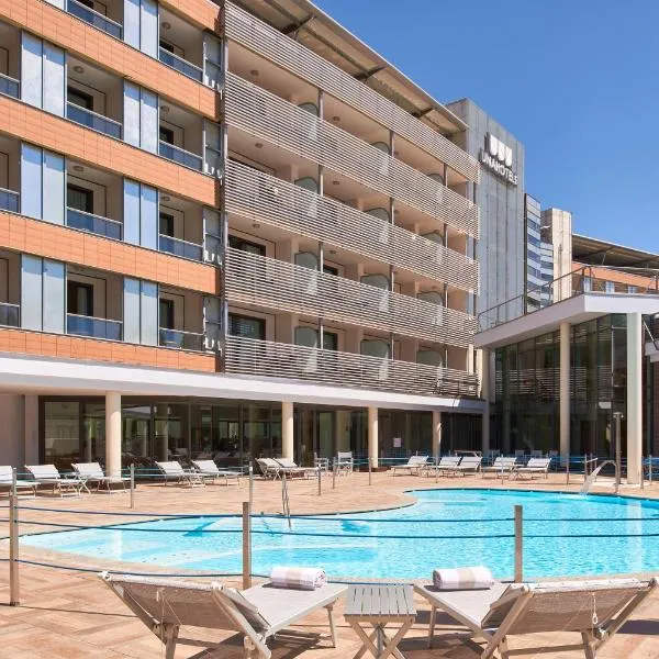 UNAHOTELS Varese, מלון בוארזה