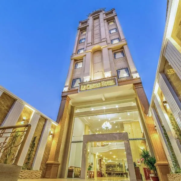 Le Centre Pleiku Hotel，位于波来古市的酒店
