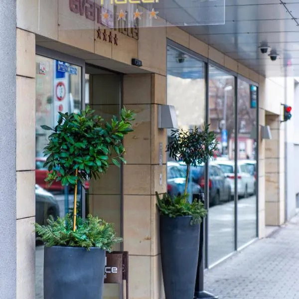 Hotel Avance, khách sạn ở Bratislava