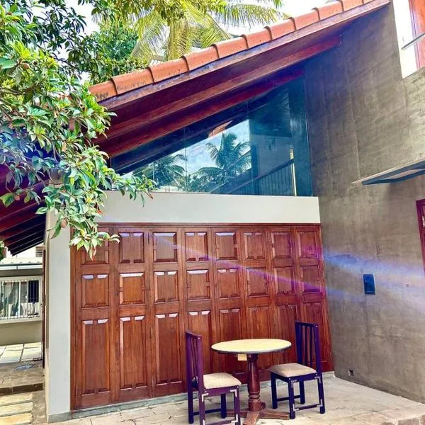 RaghavaVijayam, hotell sihtkohas Kolhapur