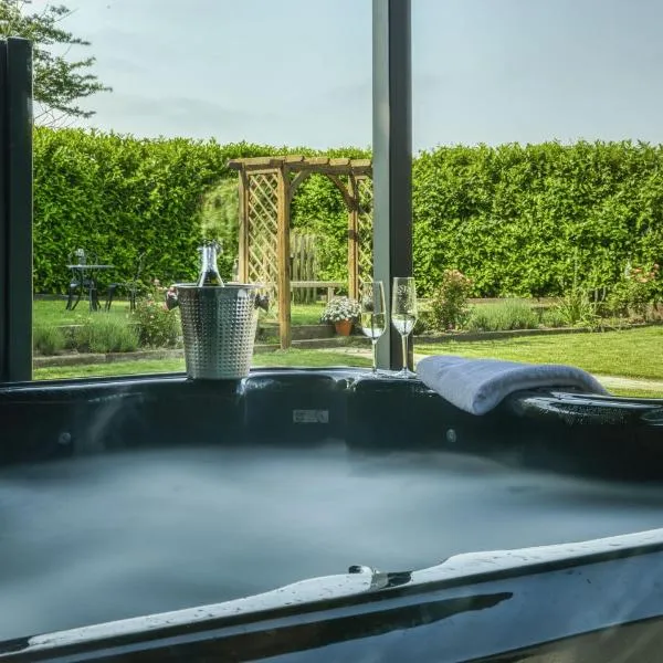 The Apple Shed Norfolk, hotel in Horsford