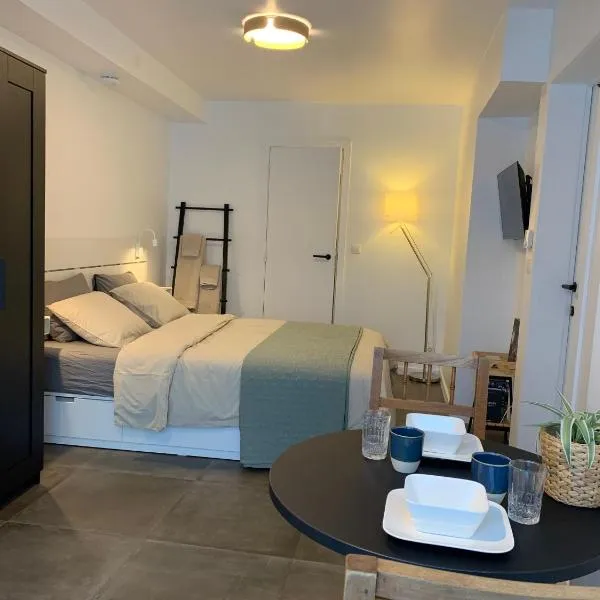 Homestay, ground floor, comfort room, hotel v Brugge