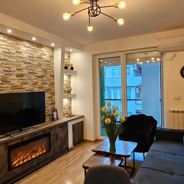 Kraljevački Lux parking GARAŽA, hotel v destinaci Kraljevo
