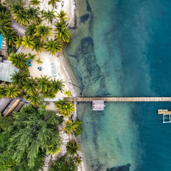 Azure Del Mar, ξενοδοχείο σε Maya Beach