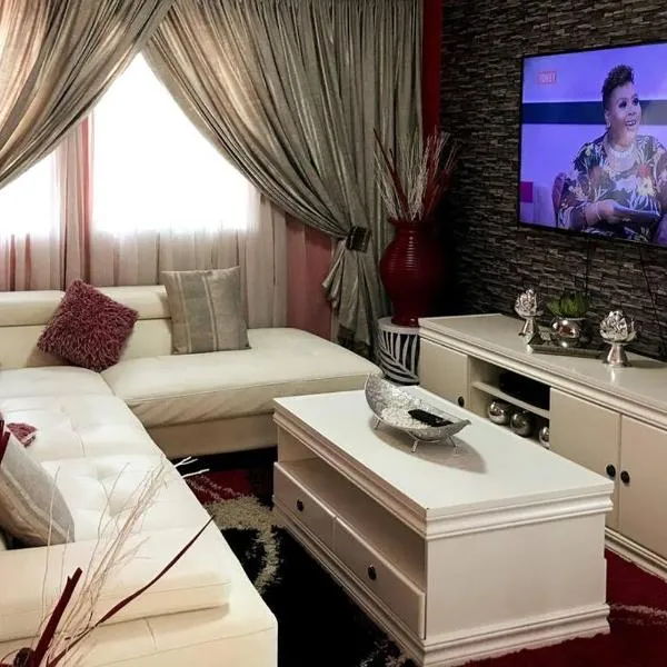 Modern style Apartment in Pretoria-Central, hotel v destinaci Pretoria