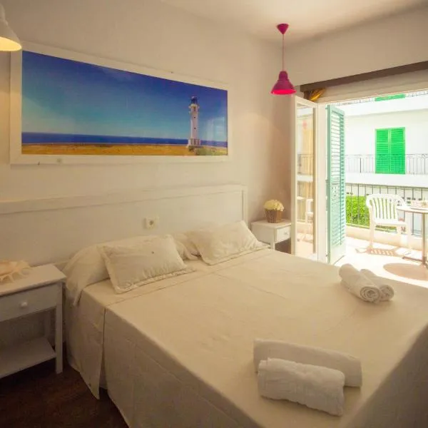 Hostal Sunset Ibiza、サンアントニオのホテル