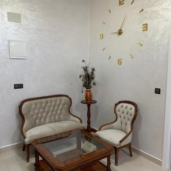 Appartement 1 frontière Mellila, hotel in Nador