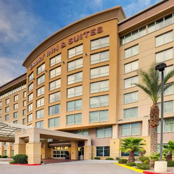 Drury Inn & Suites Phoenix Chandler Fashion Center, ξενοδοχείο σε Chandler