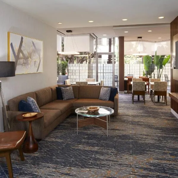 Courtyard by Marriott Los Angeles LAX / Century Boulevard, hôtel à Los Angeles
