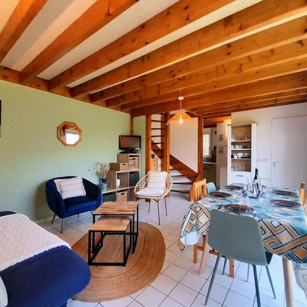 Maison lumineuse à Carnac, 4 pièces, 55m², piscine chauffée, à 500m de la plage et des commerces, Wifi - FR-1-477-68