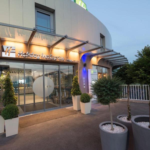 Holiday Inn Express Paris - Velizy, an IHG Hotel