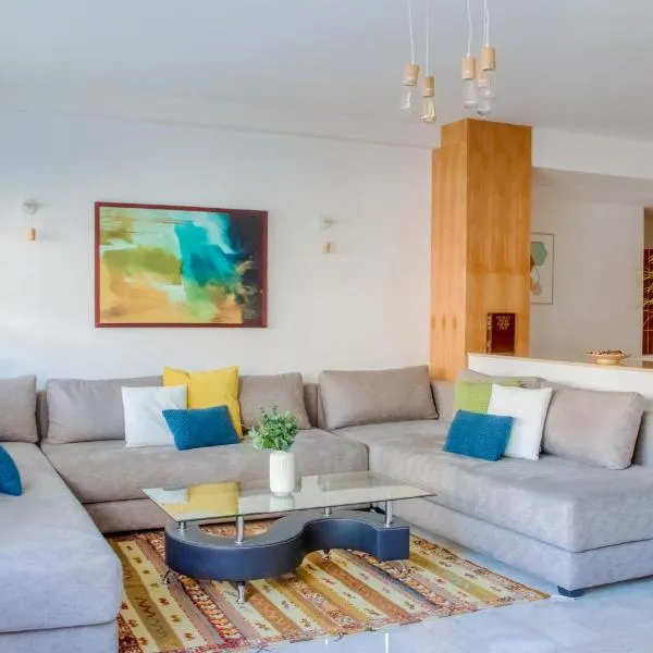 Luxury 3 Bedroom Apartment in the Heart of Agdal Renovated Jan 2025, hotel v destinaci Rabat