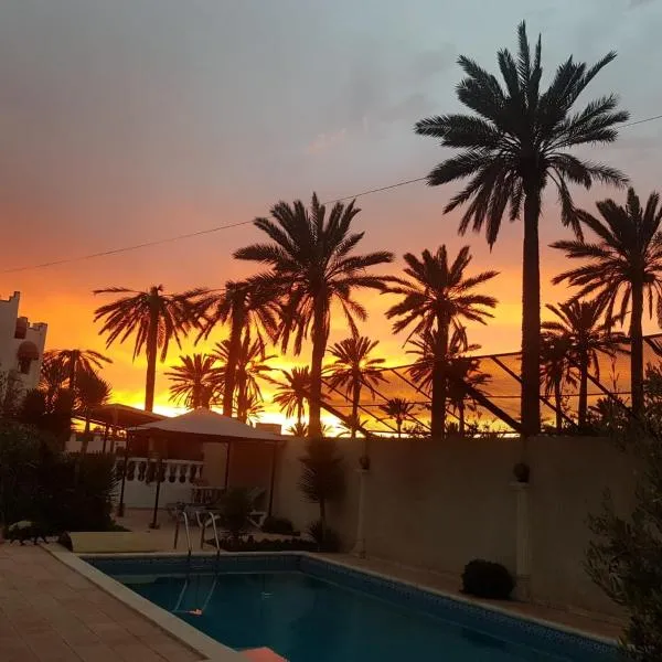 Mille & une nuit, hotel v destinaci Al Maqārisah