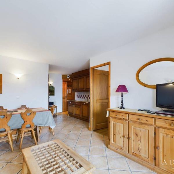Bel appartement exposé Sud avec terrasse et vue imprenable, à 300m des pistes, 100m des commerces - FR-1-398-499