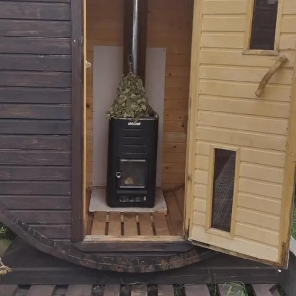 Atpūtas vieta ar pirti, with wi-fi, self check in and private parking, Hotel in Ventspils