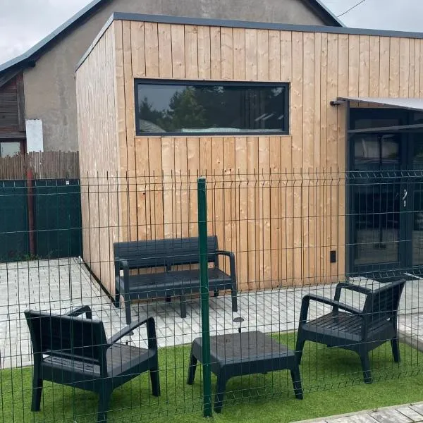 Tiny House, hotel in Pardubice