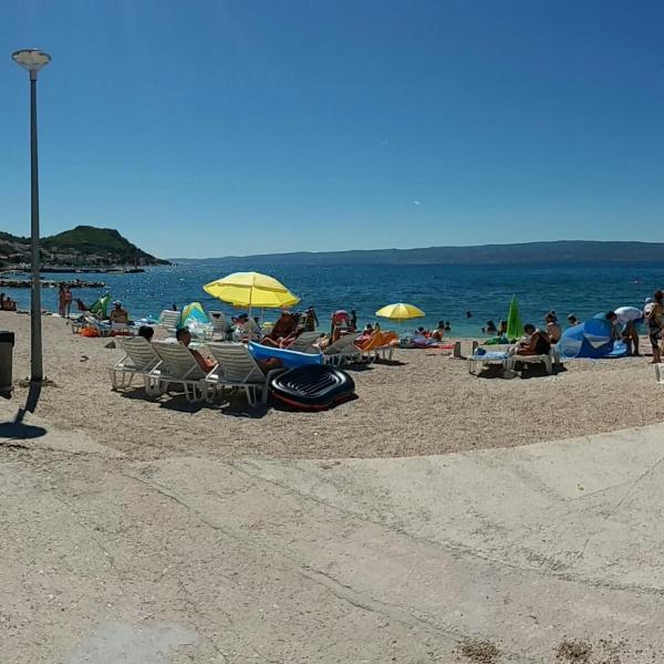 Great 3bedroom family apartment Podstrana