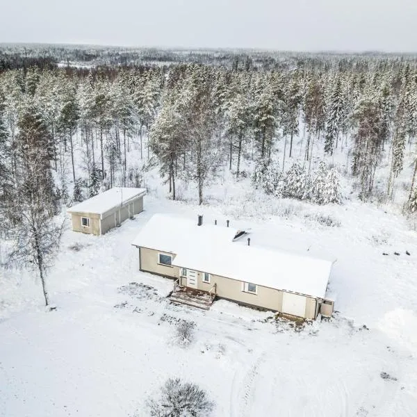 Ranua Haistila Retreat with Elegant Views & Sauna near Rovaniemi, hotel in Ranua