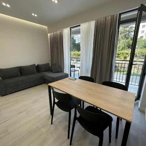 GSS - 5 Apartment, hotel in Tbilisi City