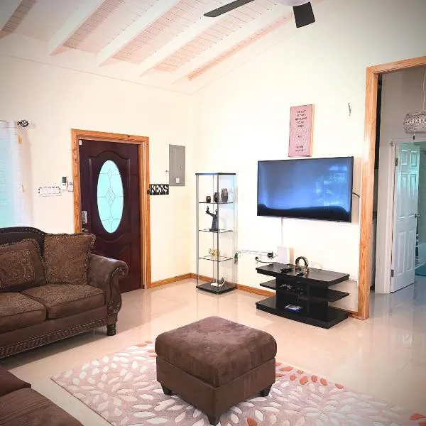 Sweet Holiday Haven, hotell Ocho Rioses