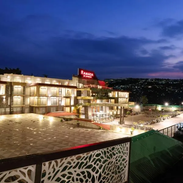 Ramada by Wyndham Murree Lower Topa Resort – hotel w mieście Murree