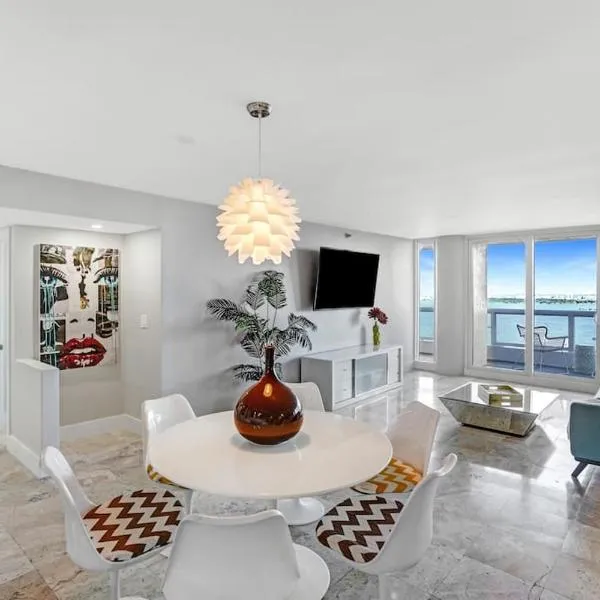 The Audrey! Penthouse With Direct Water Views!, hôtel à Miami