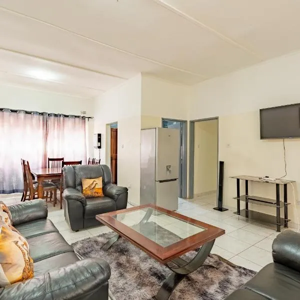 Wood Road Guest Lodge, hotel in Victoria Falls