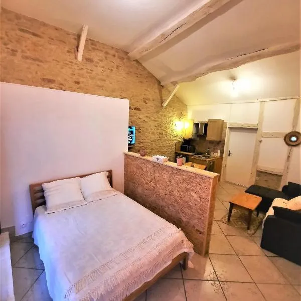 Le Cocoon avec parking gratuit, hotel in Cuisery