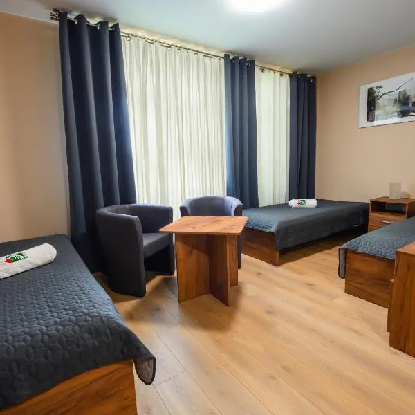 Pokoje Gościnne MODR, hotel in Karniowice