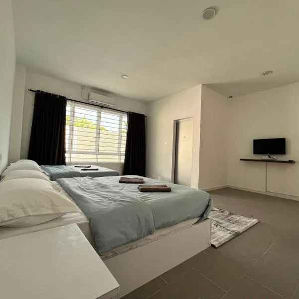 IJ Lodge, hotel in Miri