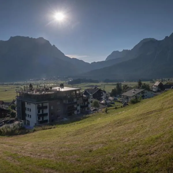 Boutique Hotel Bellevue Lermoos โรงแรมในแลร์มอส