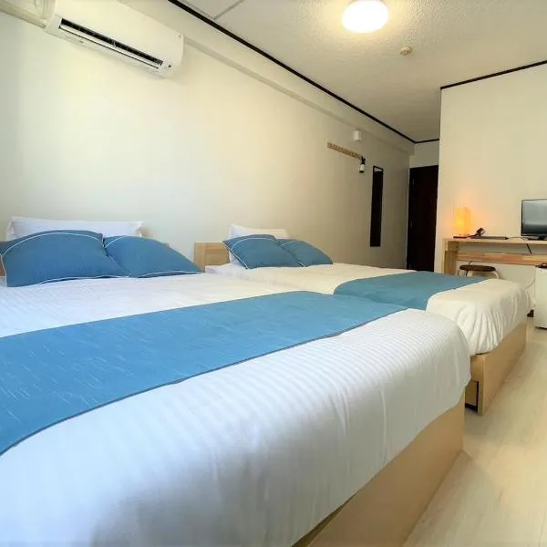 Portside美崎町 離島ターミナル徒歩3分 バスターミナル前 室内リニューアル, hotel in Ishigaki Island