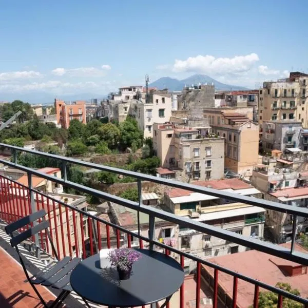 Silvana House，位于那不勒斯的酒店