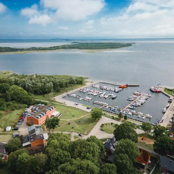 Hotel Seeblick, hotel em Barhöft