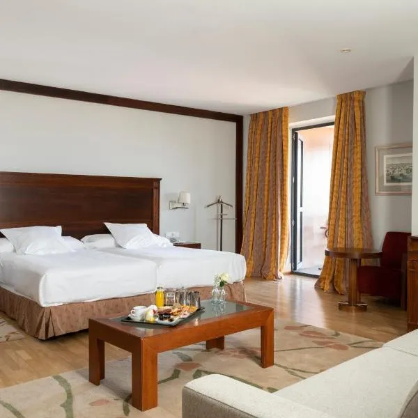 Viesnīca Parador de Soria pilsētā Sorija