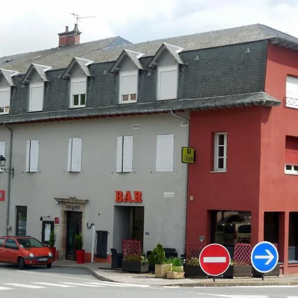 Logis Hotel Restaurant des Voyageurs, hotel v destinaci Pont-de-Salars