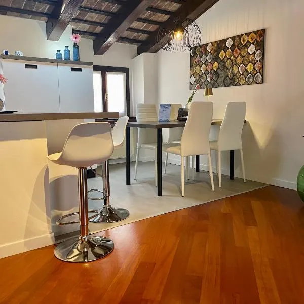 StaraGo Attic Suite - Elegante mansarda in centro storico, hotel in Gorizia