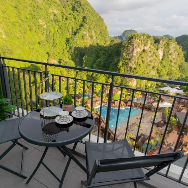 Ipoh Tambun Lost World Sunway Onsen Suite 2R 8Pax Mira Theme Park View, hotelli kohteessa Ipoh