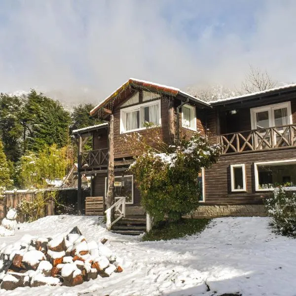 INDÓMITO HOSTEL, hotel in San Carlos de Bariloche