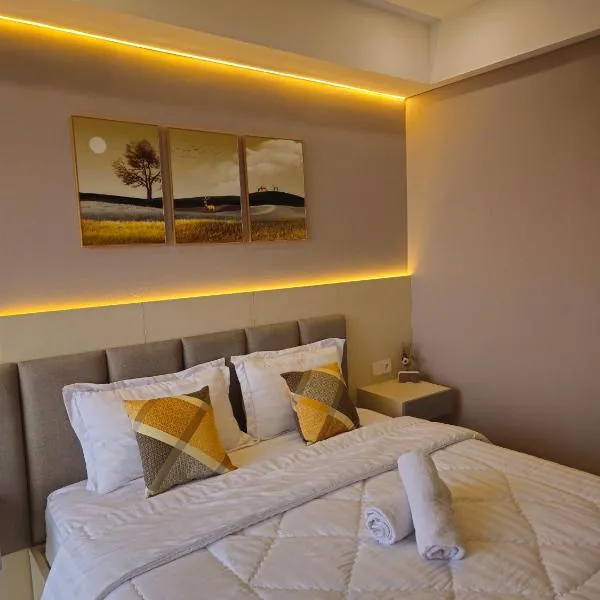 Studio Sea View Apartment at Gold Coast PIK by MYsweethome, hotel in Jakarta