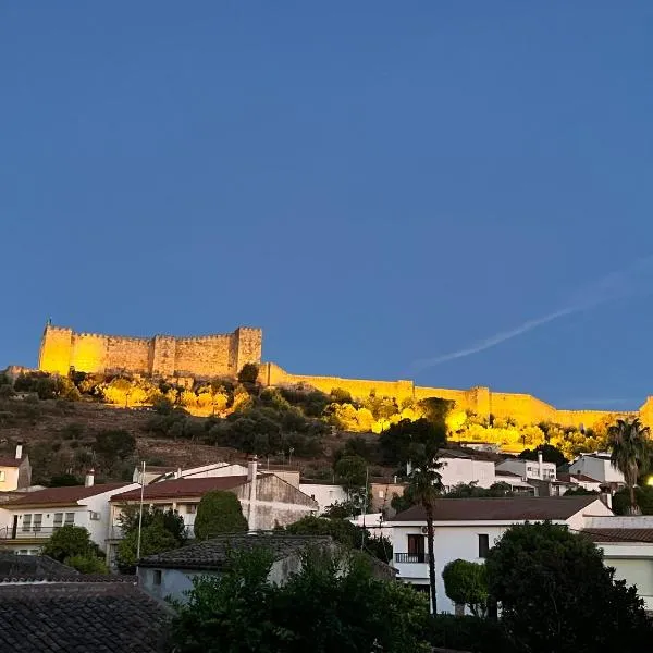Grupo García de Paredes apartamentos turísticos, Hotel in Trujillo