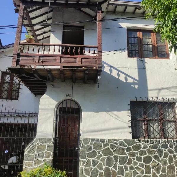 Hostal prado colonial, hotel in Medellín